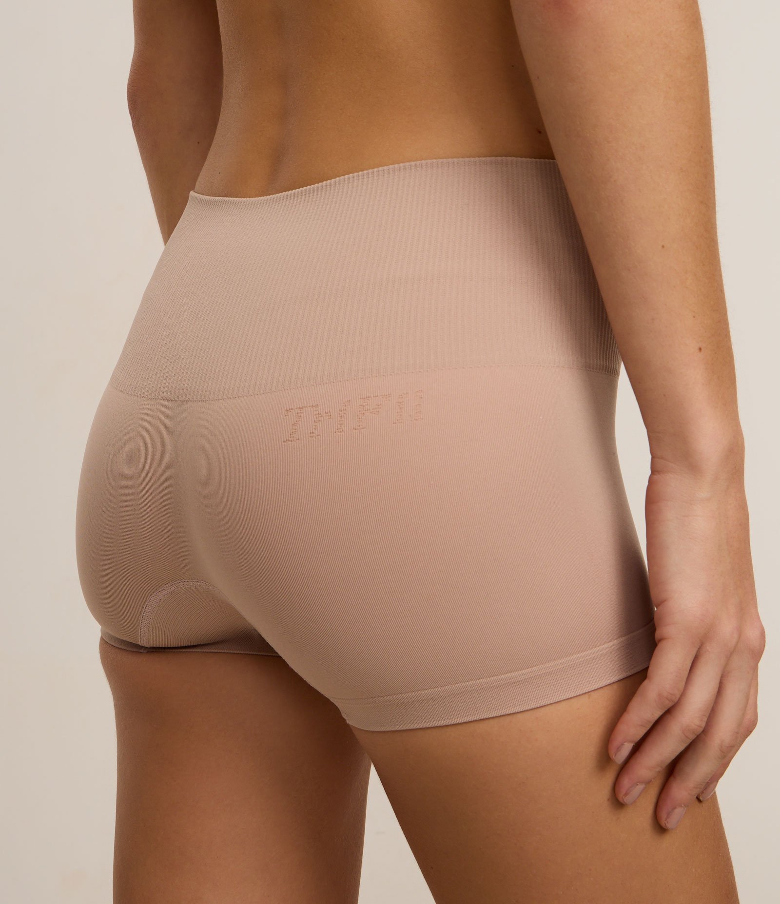 Calcinha Boxer Redutora em Microfibra Trifil Bege 4