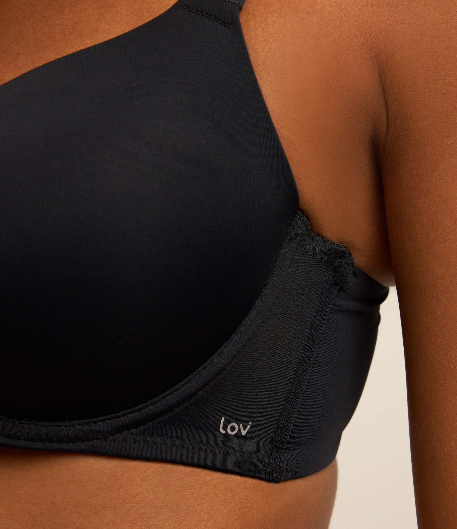 Sutiã Base Reforçada em Microfibra com Bojo Oco e Alça Regulável Preto 3