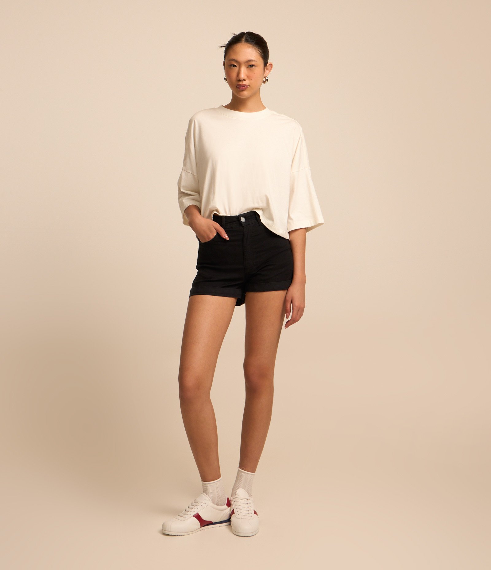 Short em Sarja com Cintura Alta e Barra Dobrada Stretch Limo 1