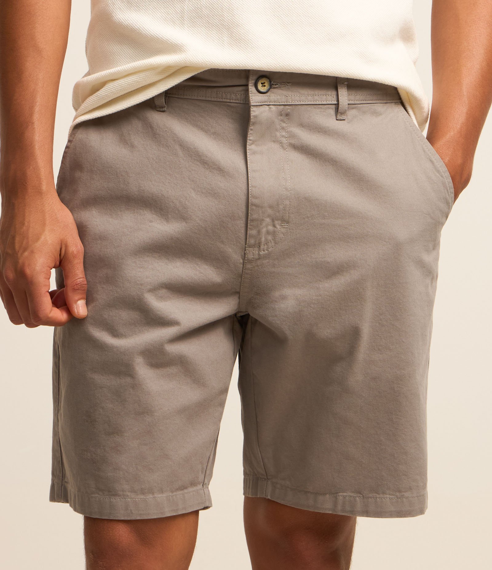 Bermuda Reta em Sarja com Bolso Wild Dove 3