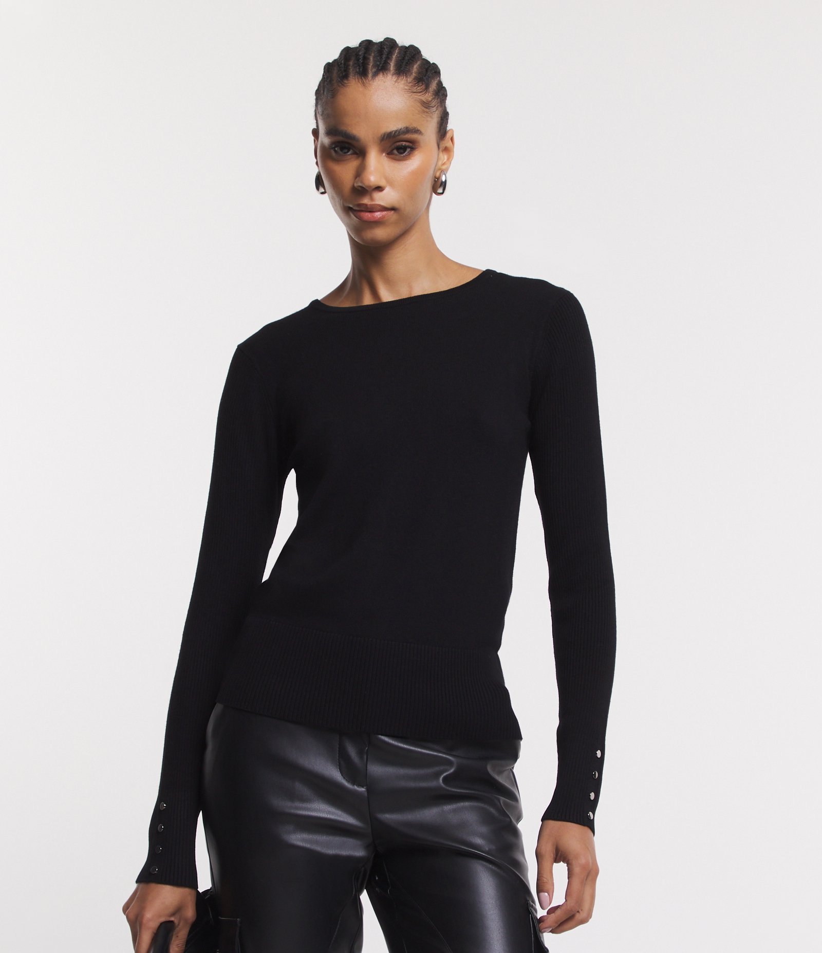 Suéter Alongado em Tricô com Manga Longa Preto 1