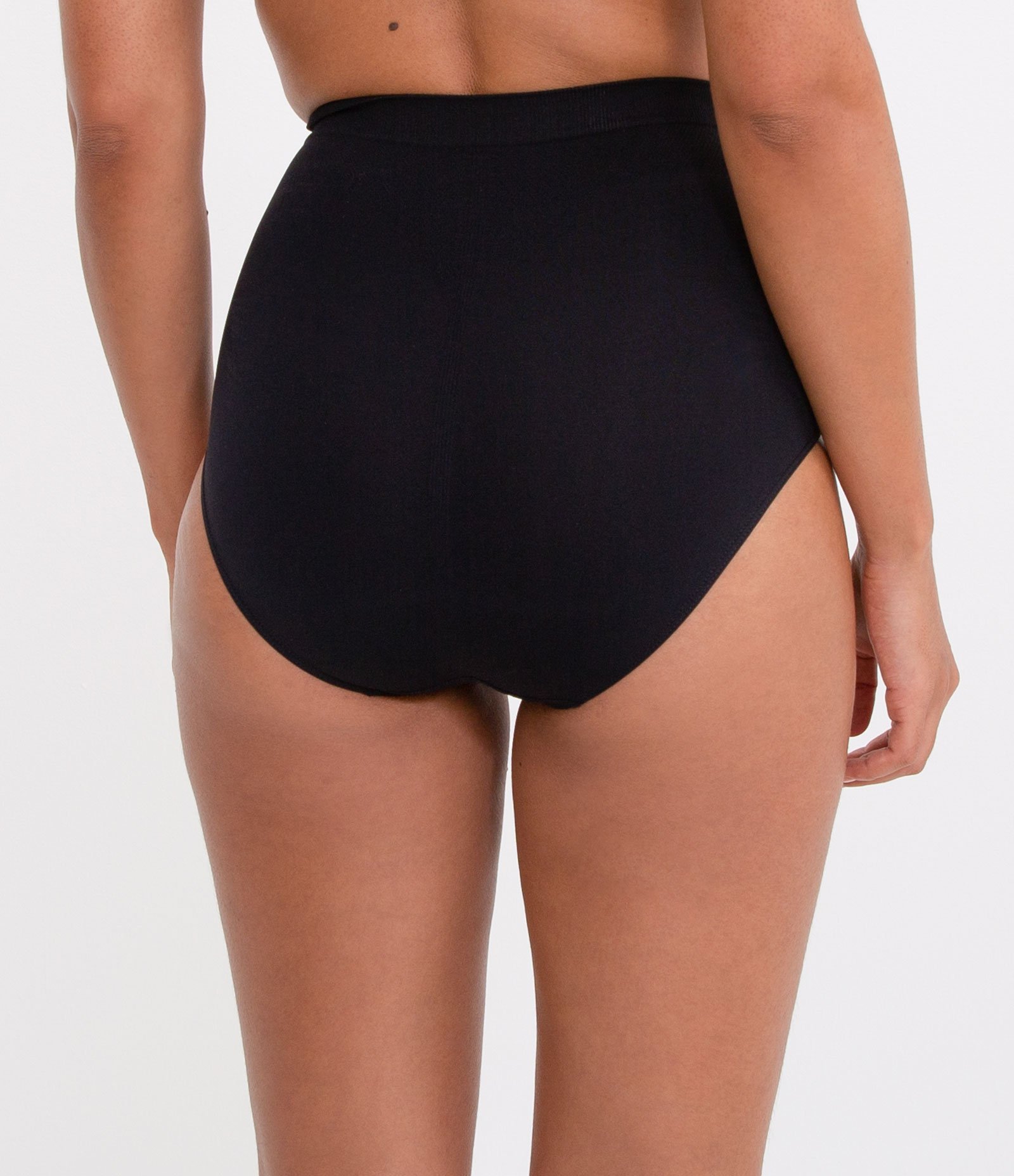 Calcinha Redutora em Poliamida Texturizada Plié Preto 2
