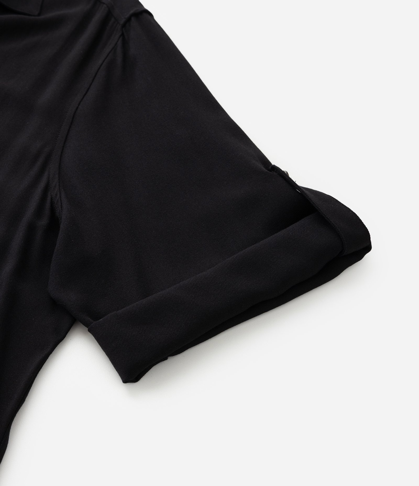 Vestido Curto em Viscose com Bolsos Curve & Plus Size Preto 7