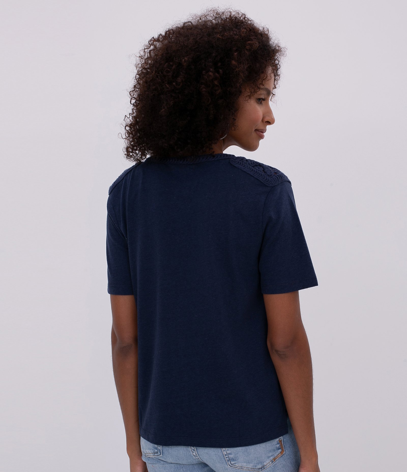 Blusa Manga Curta Lisa com Detalhe Frontal Azul 2
