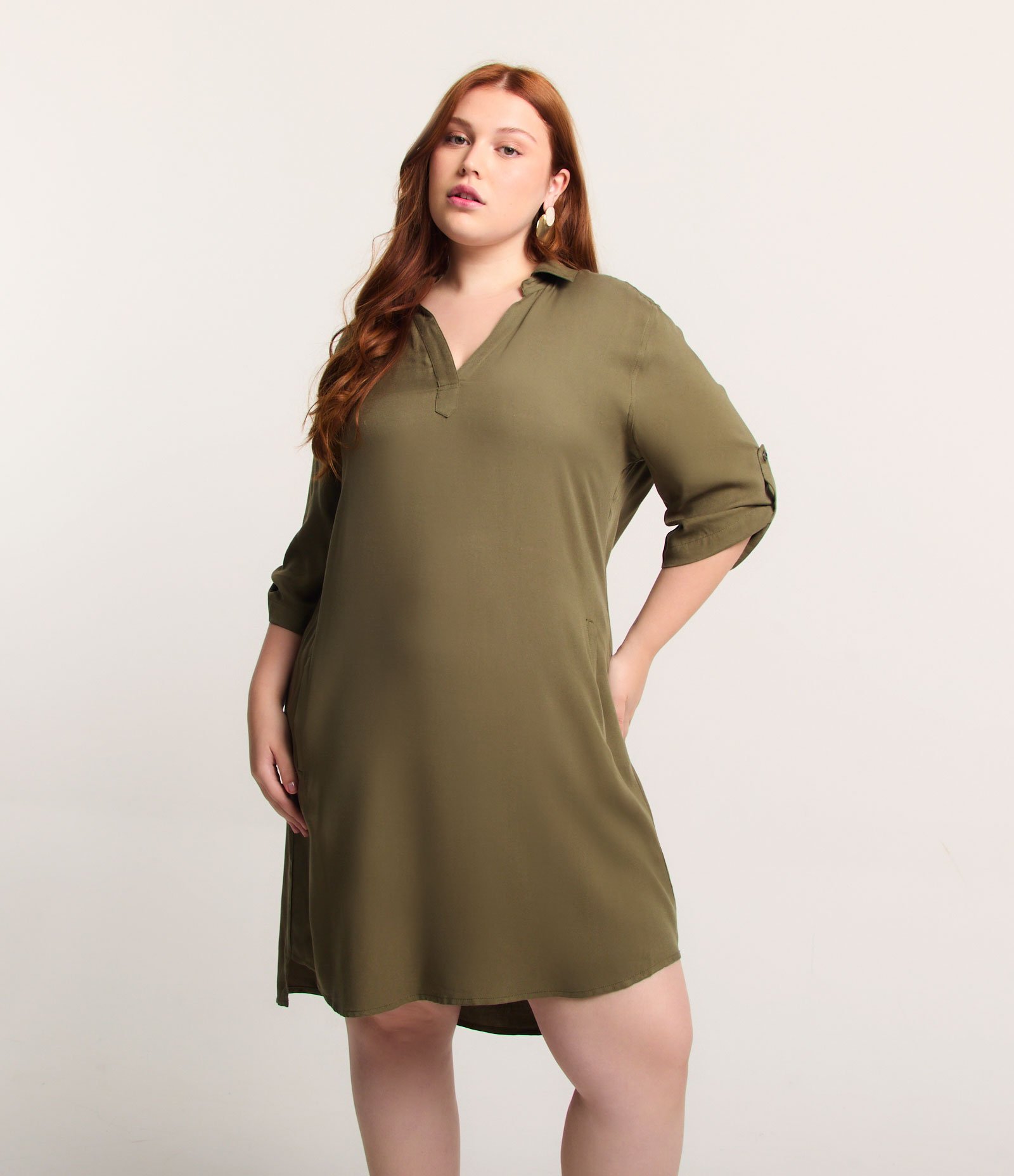 Vestido Curto em Viscose com Bolsos Curve & Plus Size Verde 3