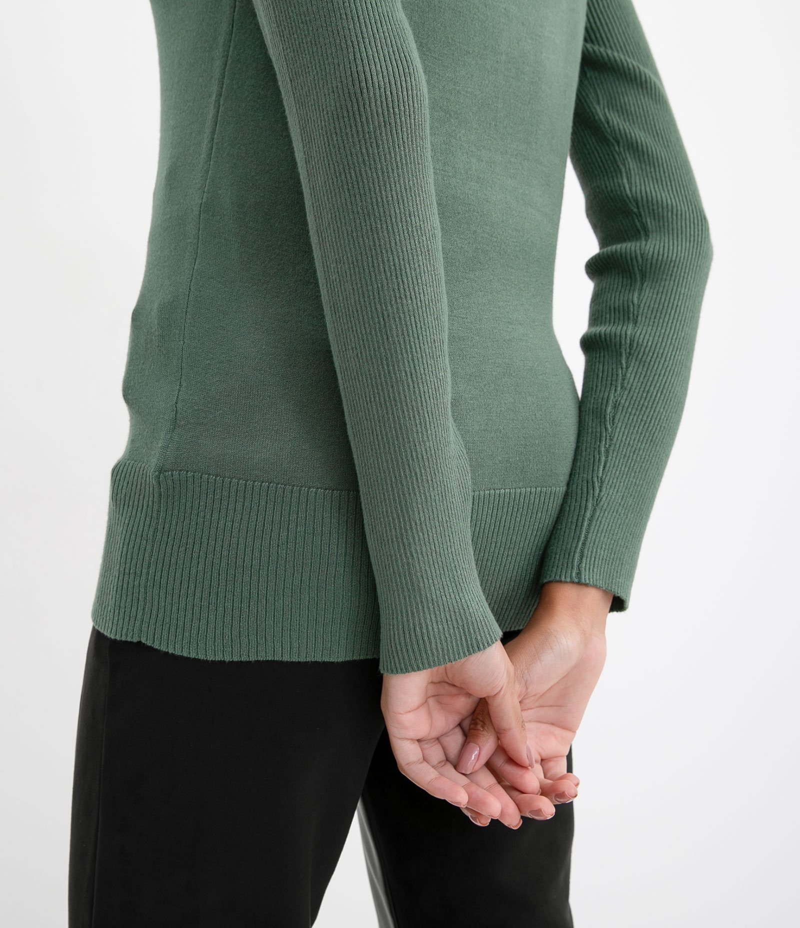 Suéter Alongado em Tricô com Manga Longa 4