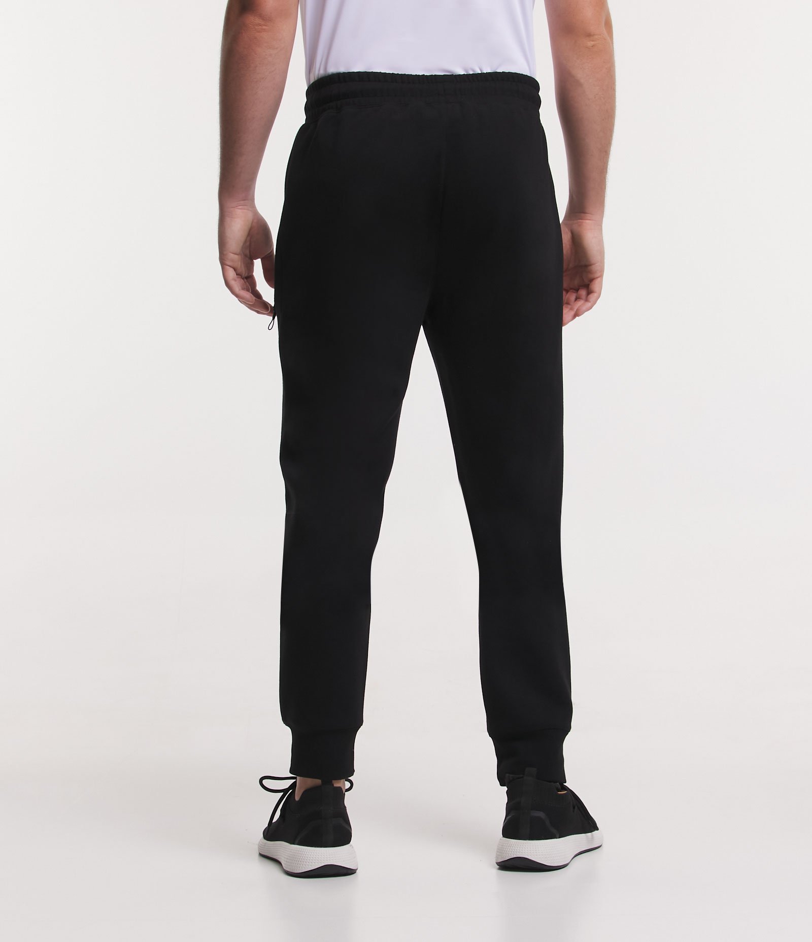 Calça Jogger Esportiva em Moletom Tecnológico Preto 3