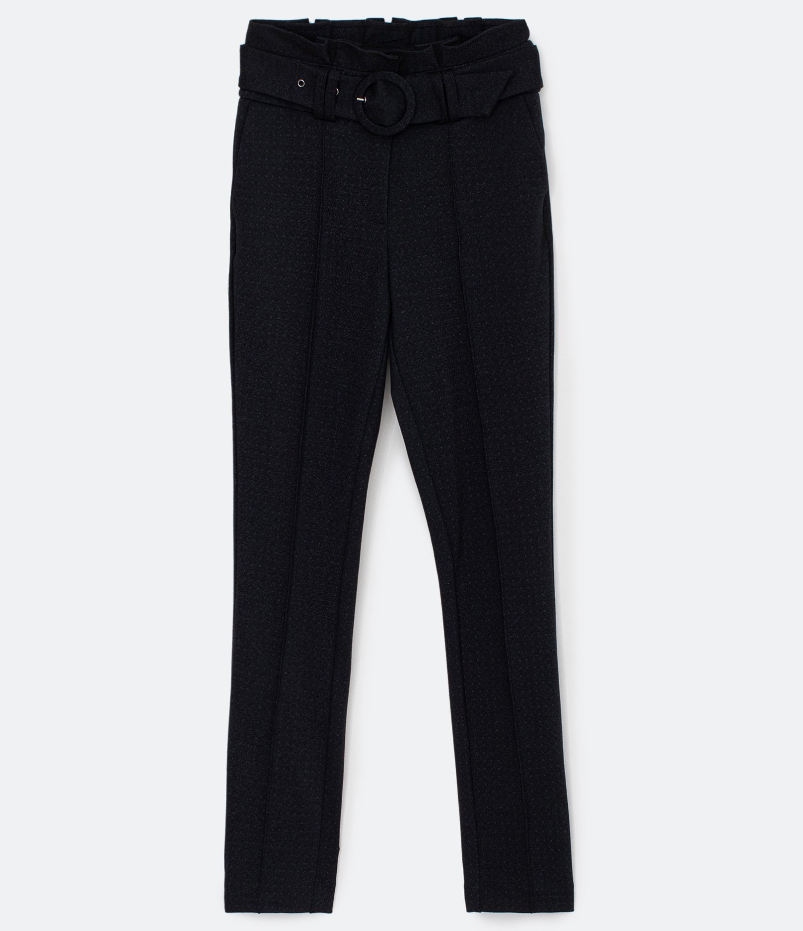Calça Clochard Texturizada com Cinto de Fivela Redonda Forrada Preto 6