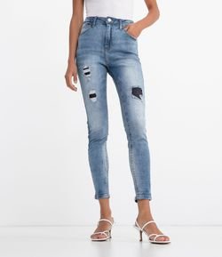 Calça Jeans Skinny com Fusionados 