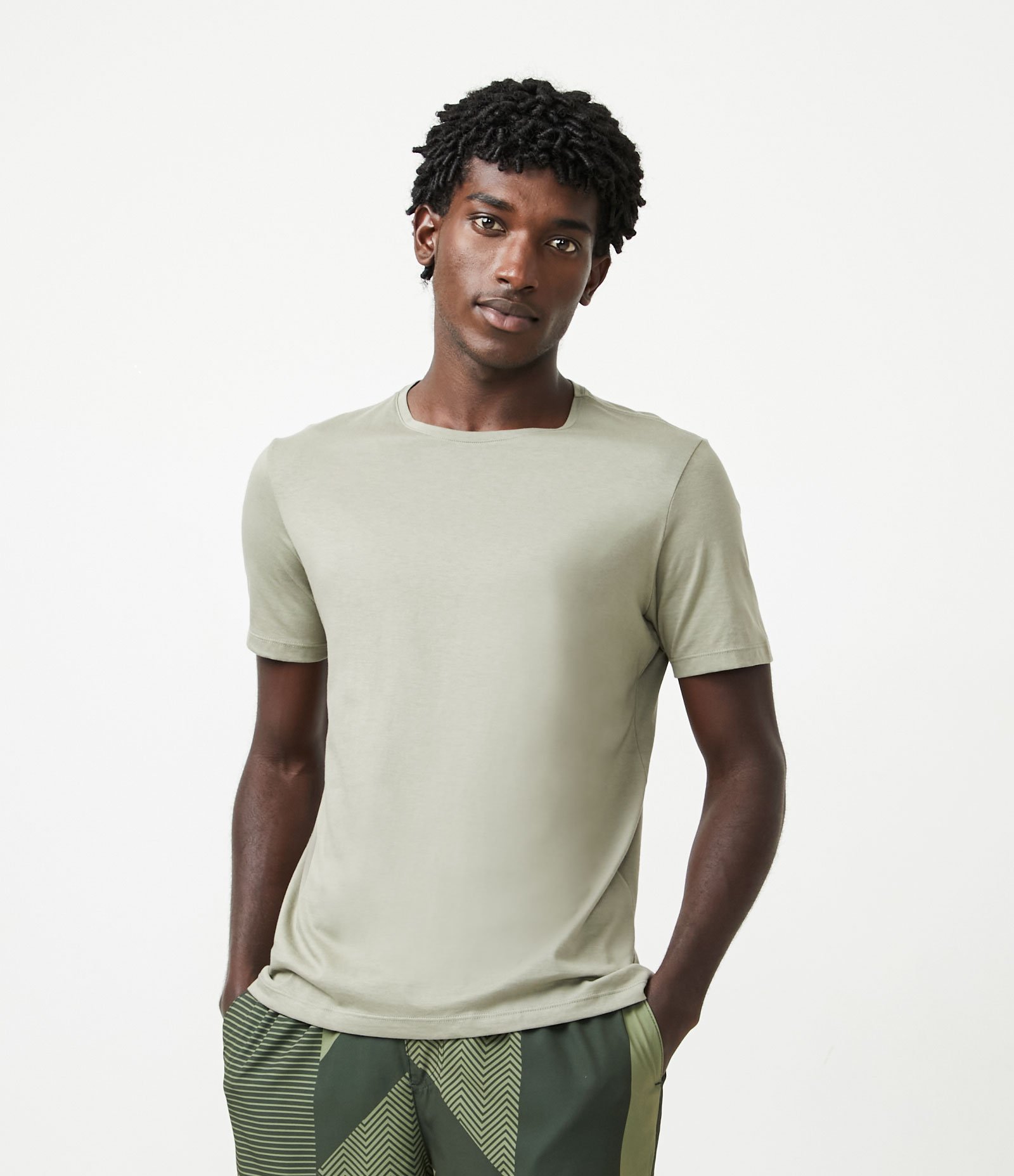 Camiseta Slim Básica em Algodão Peruano com Gola Redonda 1