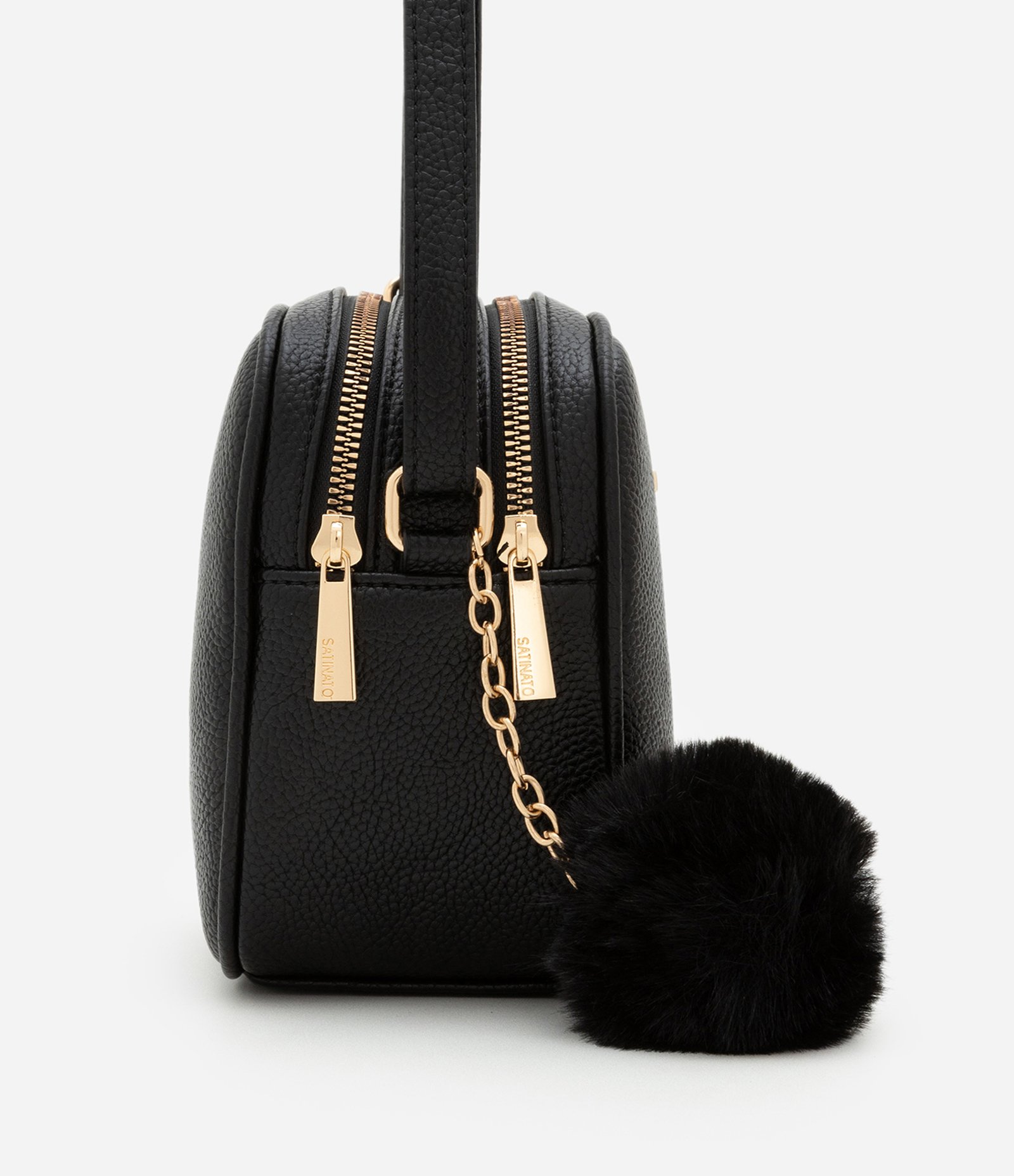 Bolsa Transversal Floater com Pompom Preto 3