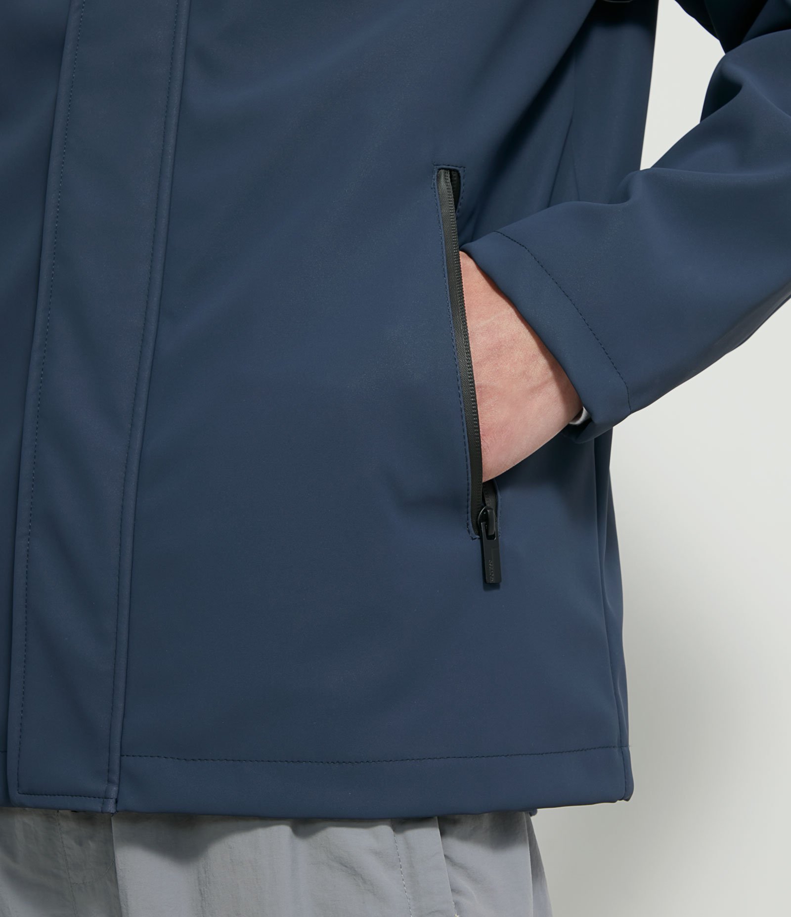 Jaqueta Impermeável com Capuz e Bolsos com Zíper 4