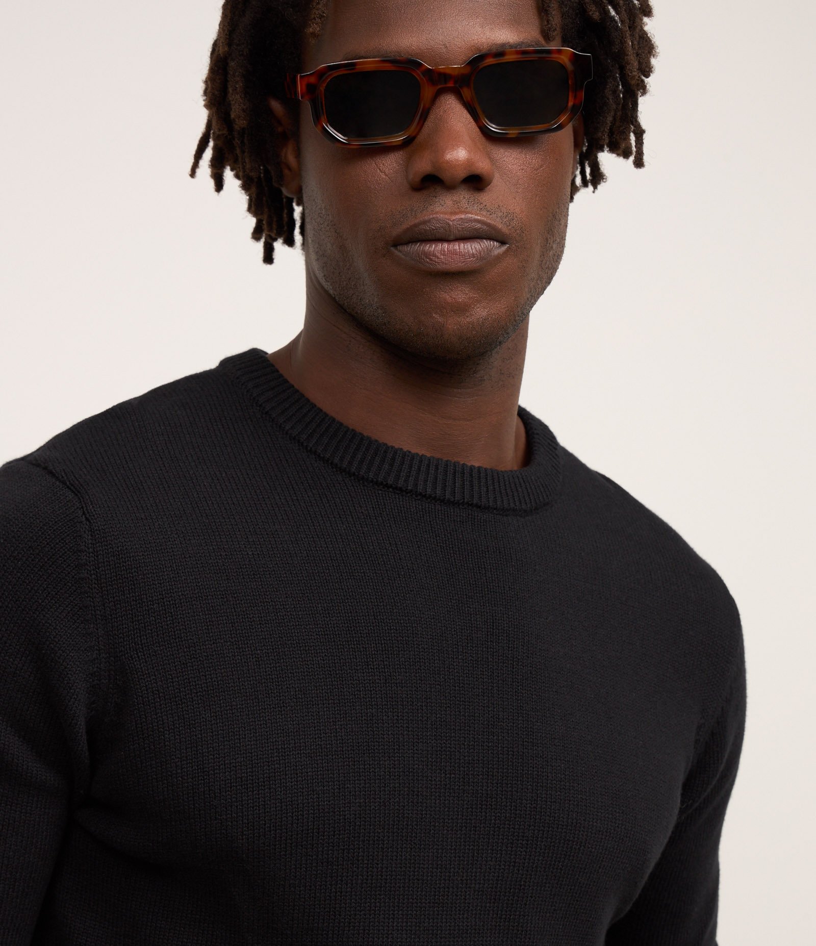 Suéter Comfort Básico em Tricô com Textura Canelada Preto 4