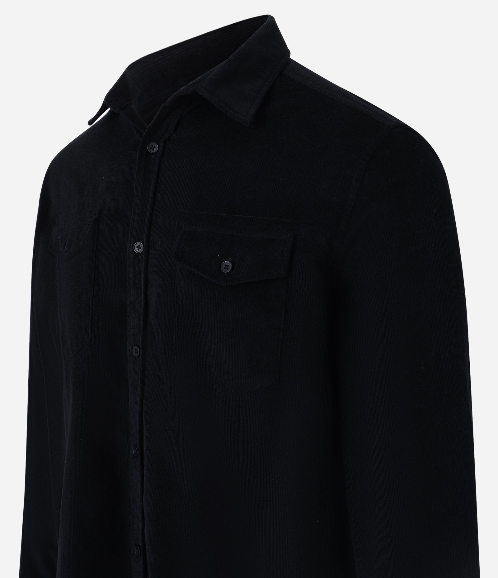 Camisa Comfort em Veludo com Bolsos Frontais Preto 4