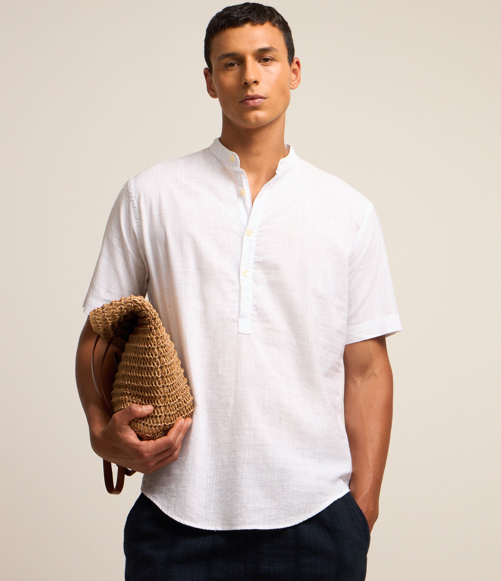 Camisa Comfort em Algodão com Abotoamento Frontal Branco 1