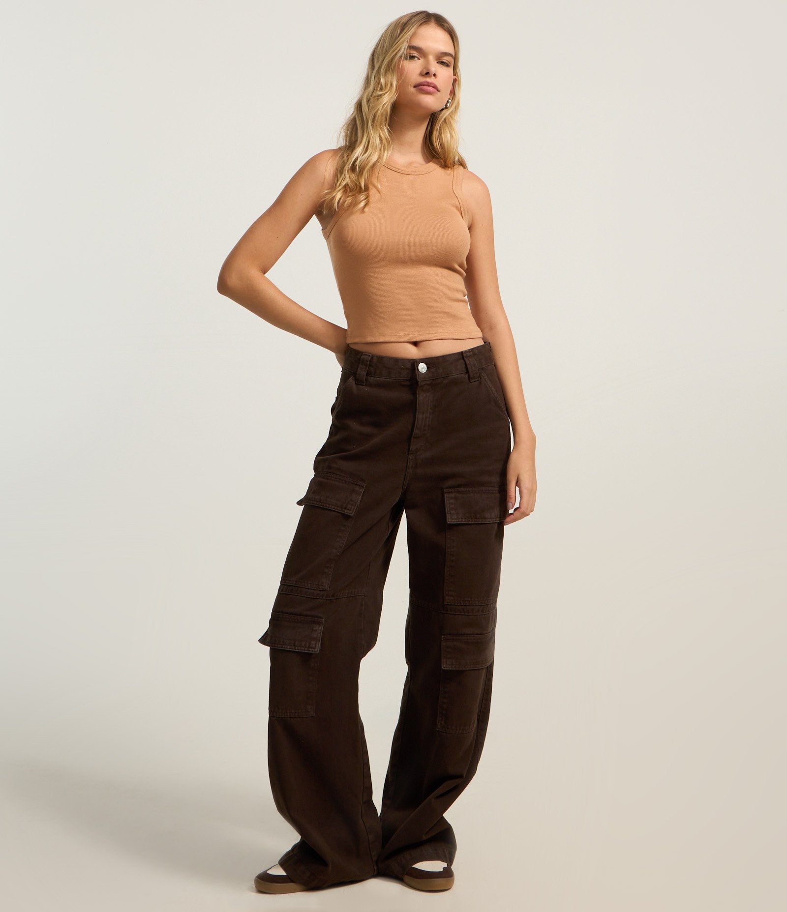 Regata Cropped Básica em Ribana Canelada Bege 2