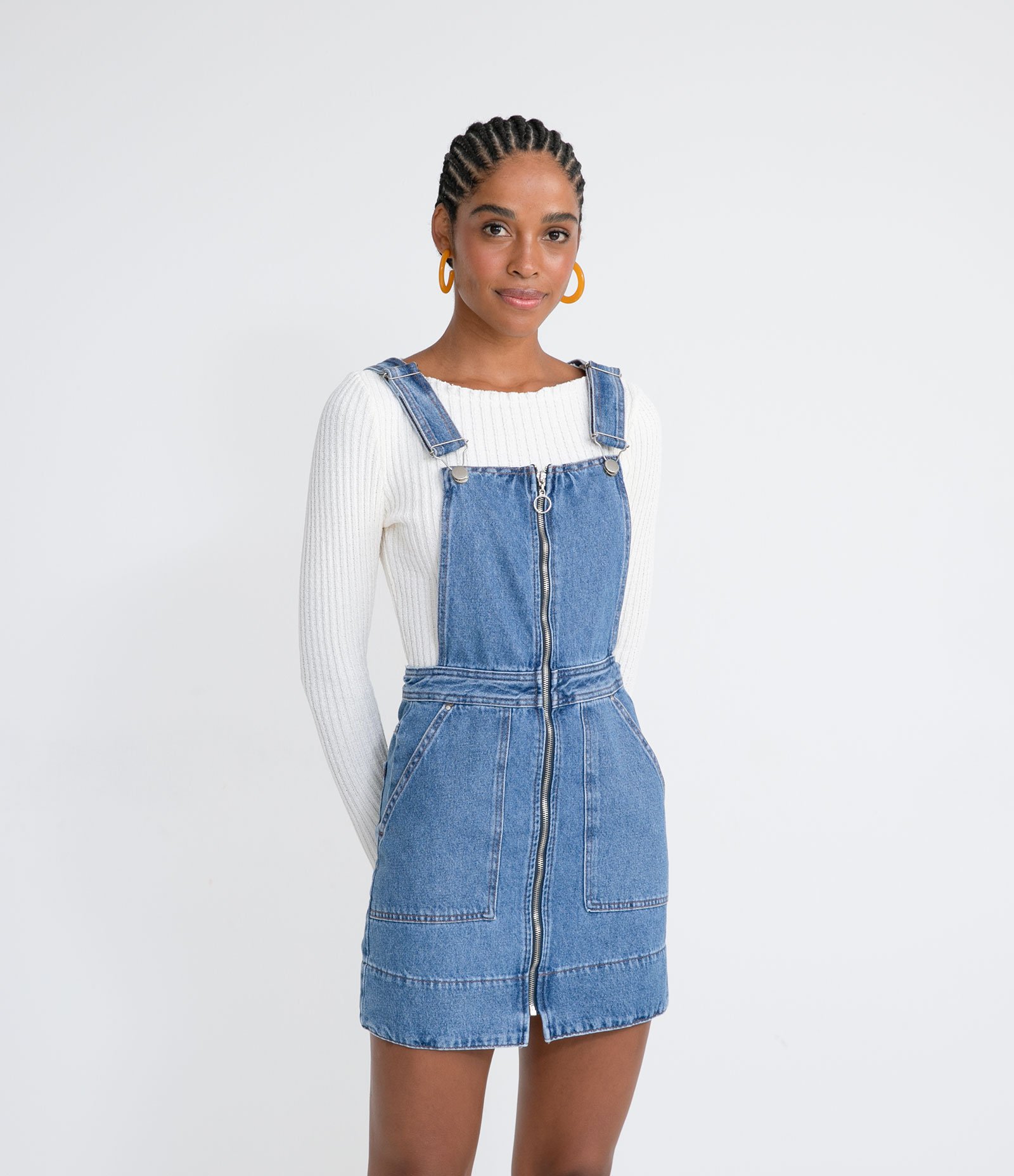 Vestido Salopete Jeans com Bolsos Retangulares e Fechamento Frontal em Zíper Azul 1