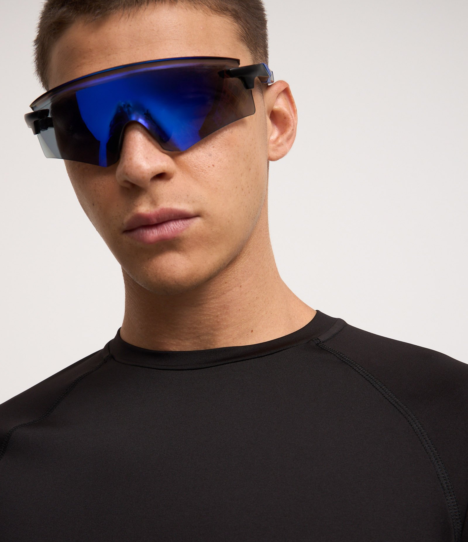 Camiseta Térmica Esportiva com Cava Raglan e Manga Longa Preto 4