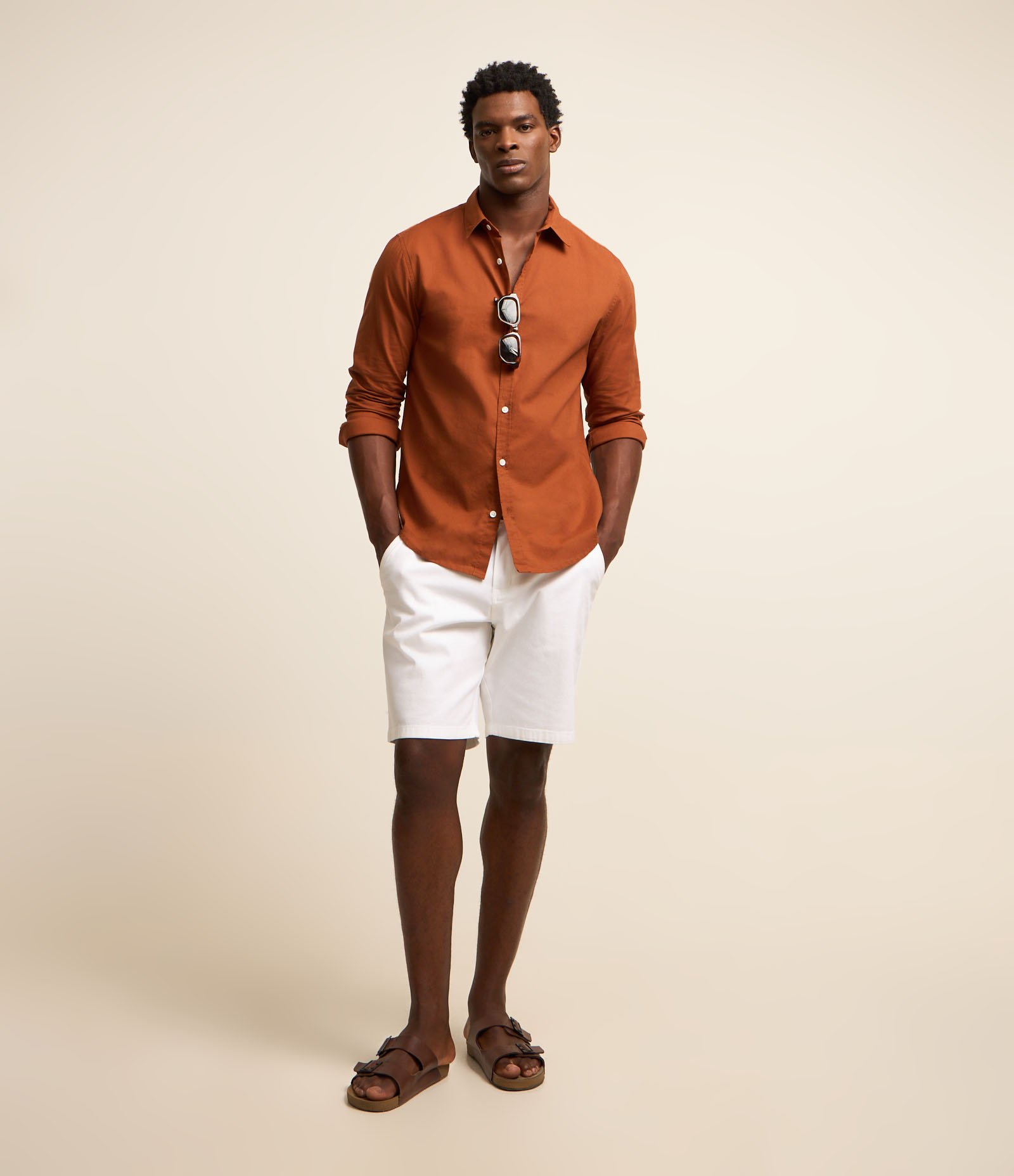 Bermuda Slim em Sarja com Elastano Branco 1