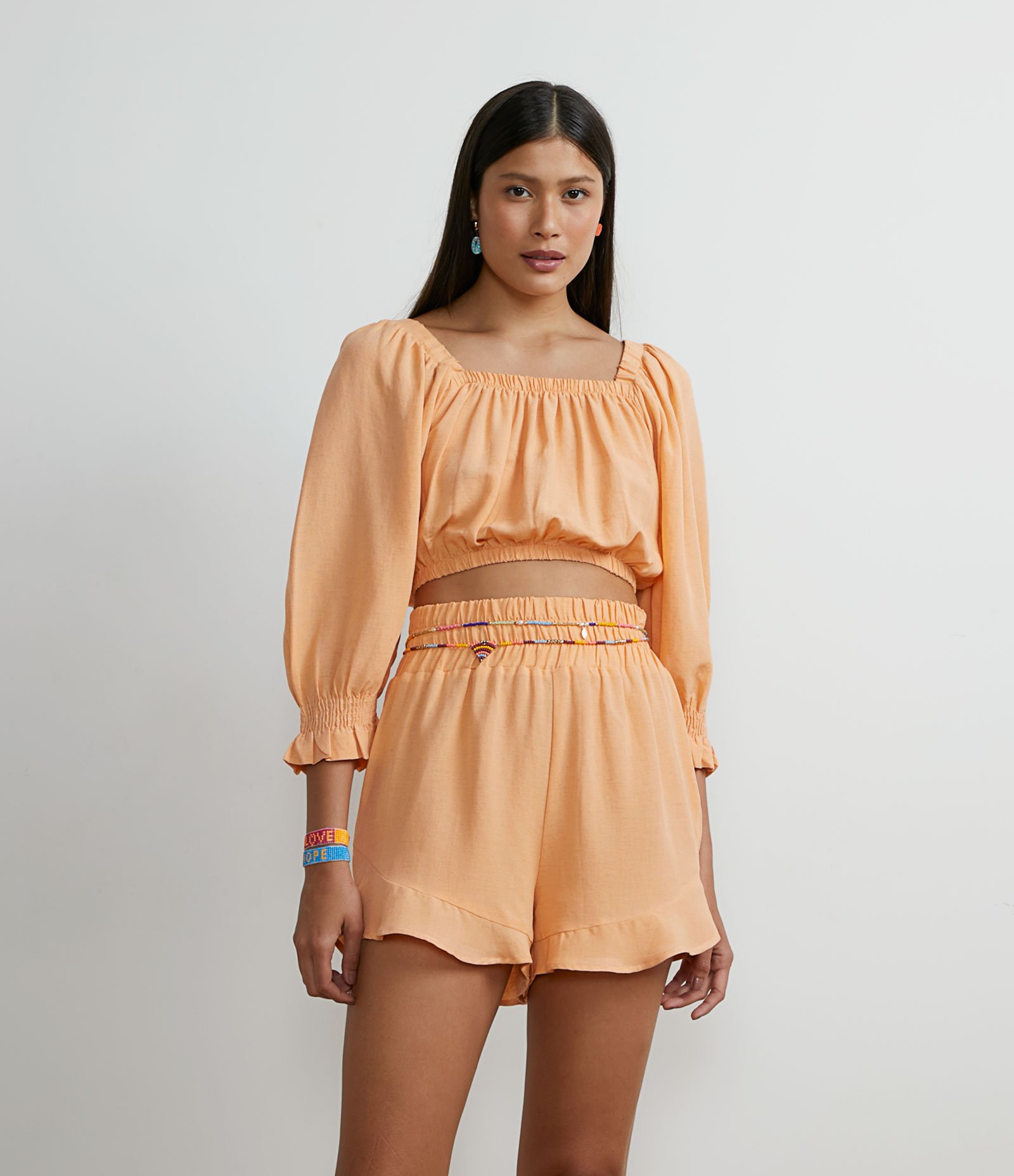 Blusa Cropped em Viscose com Mangas Bufantes e Lastex Laranja 1