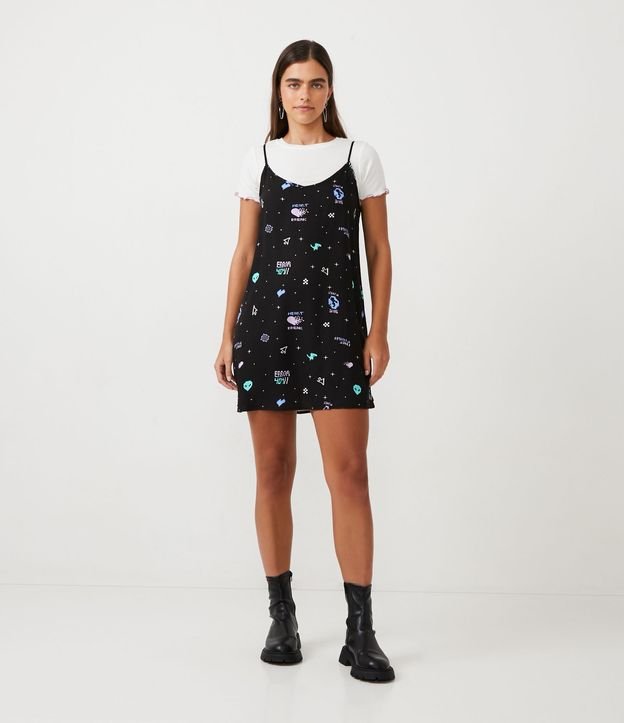 Vestido Corto en Viscosa con Estampado de ET's y Planeta con Blusa Acanalada Negro 4
