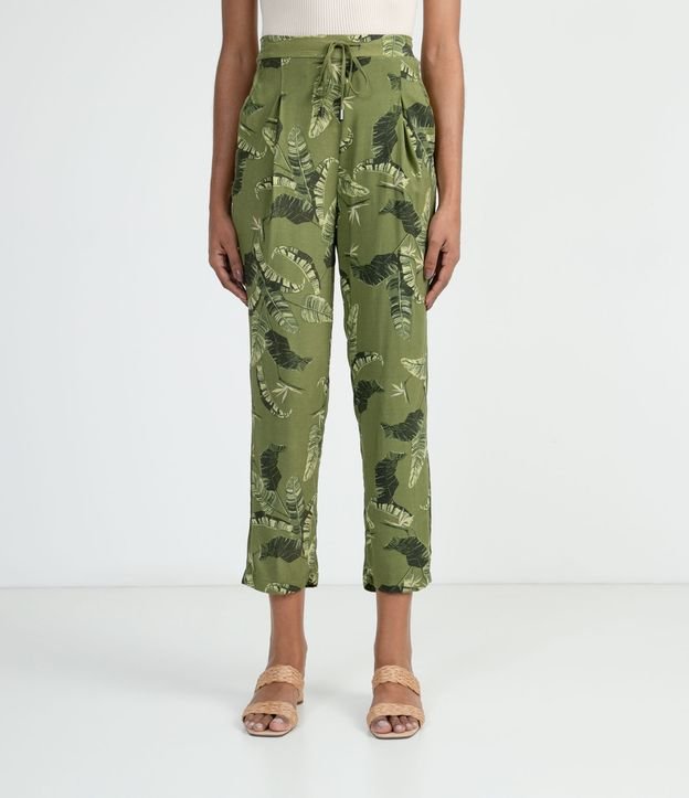 Pantalón Fluido en Viscosa con Estampa de Hojas Verde 1