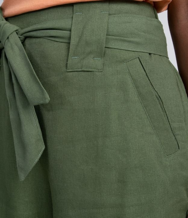 Short em Viscolino con Transeúnte Ancho y Banda Verde 3