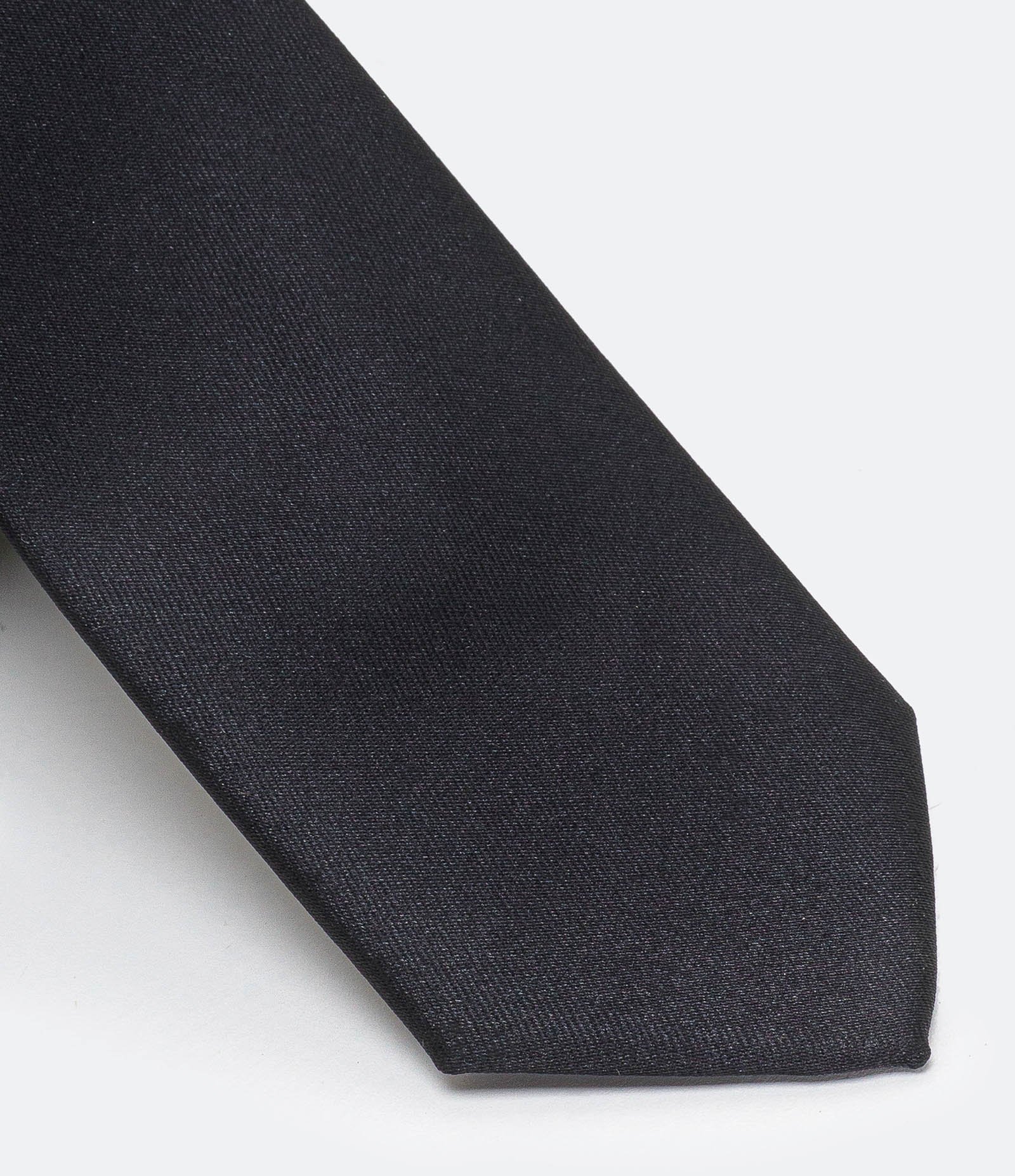 Gravata Slim Básica Acetinada Preto 3