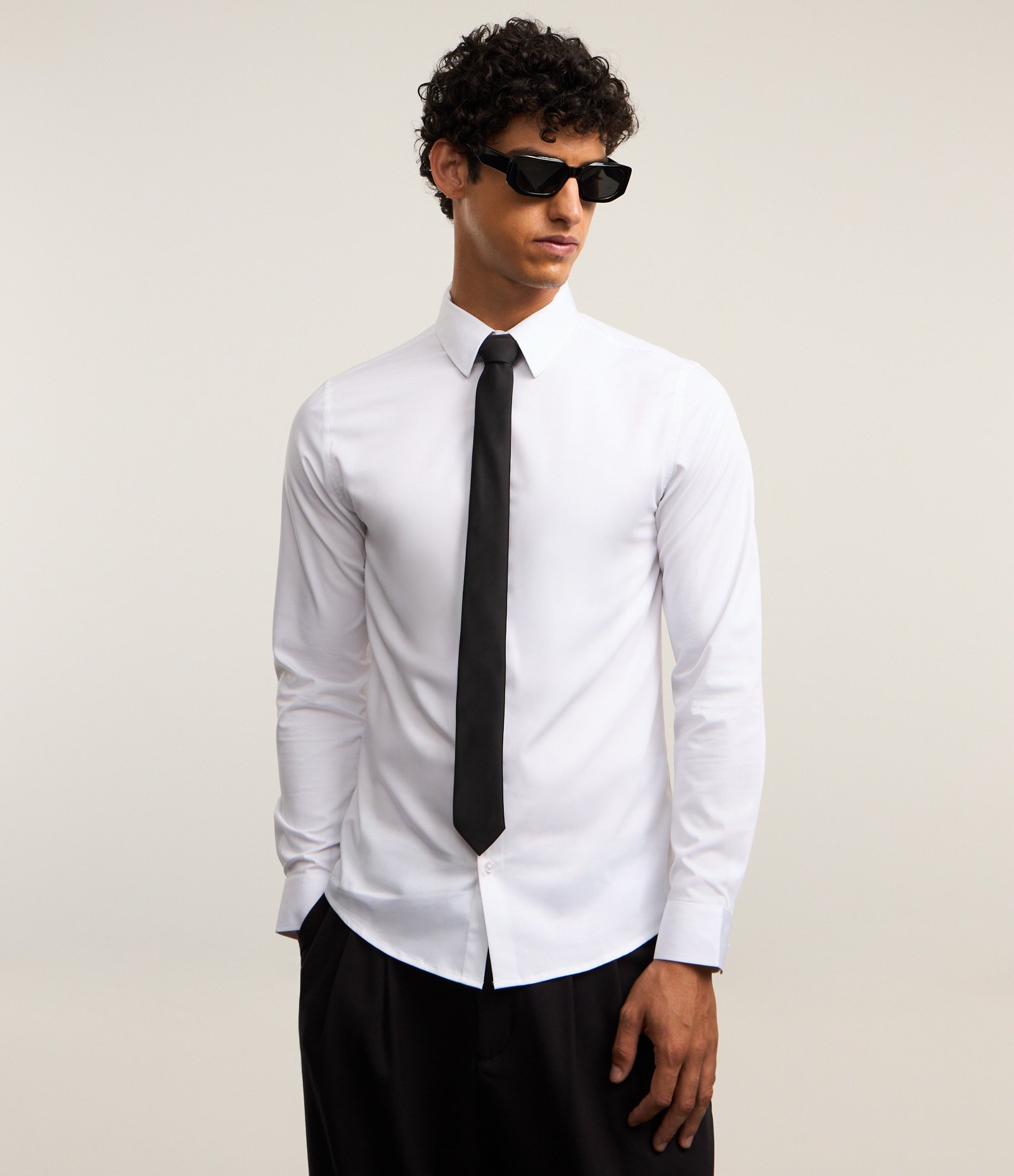 Gravata Slim Básica Acetinada Preto 4