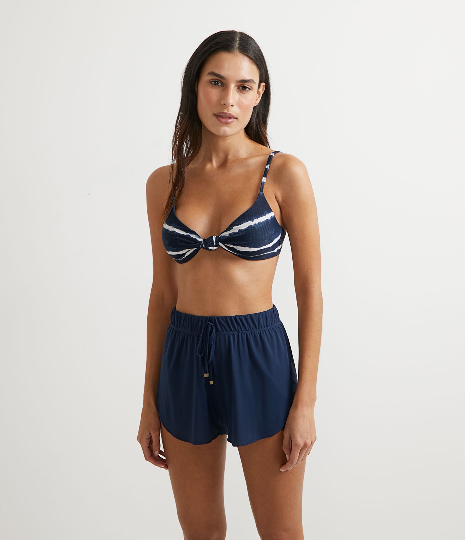 Saída de Praia Short em Poliamida com Aberturas nas Laterais Azul 3