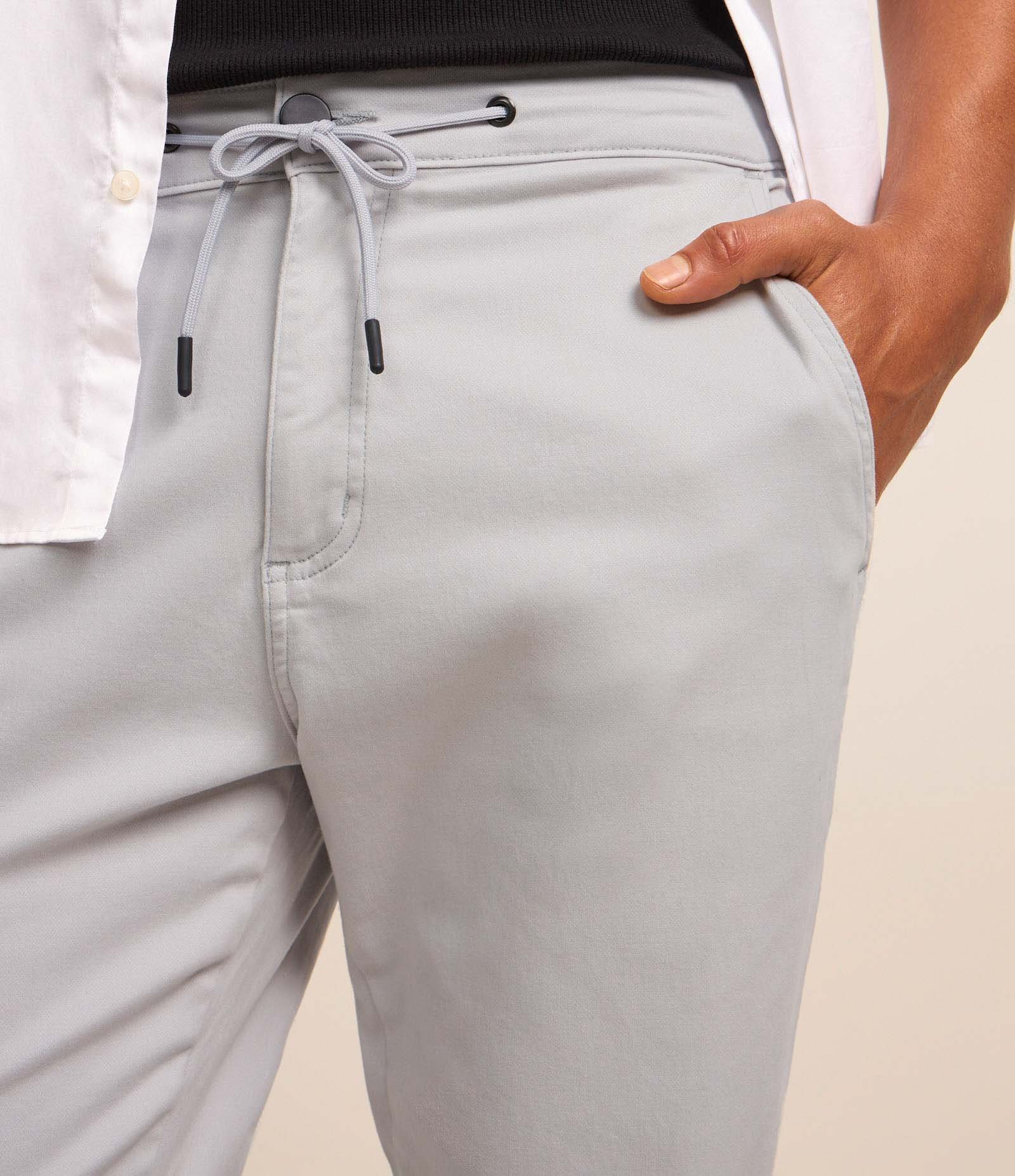 Calça Jogger em Sarja com Amarração na Cintura Cinza Claro 4