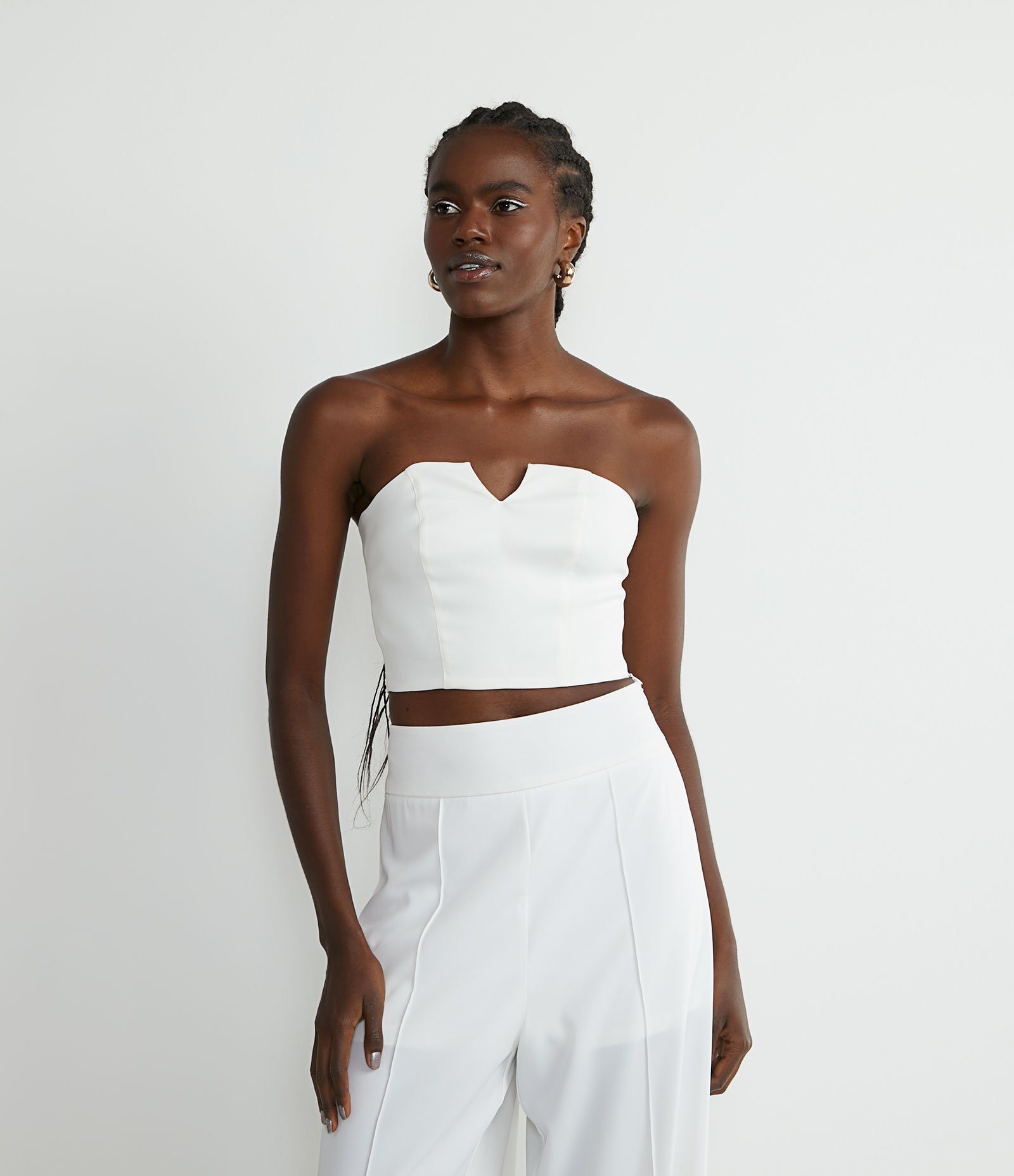 Blusa Cropped Corset em Bengaline com Abertura em V no Decote Branco 1