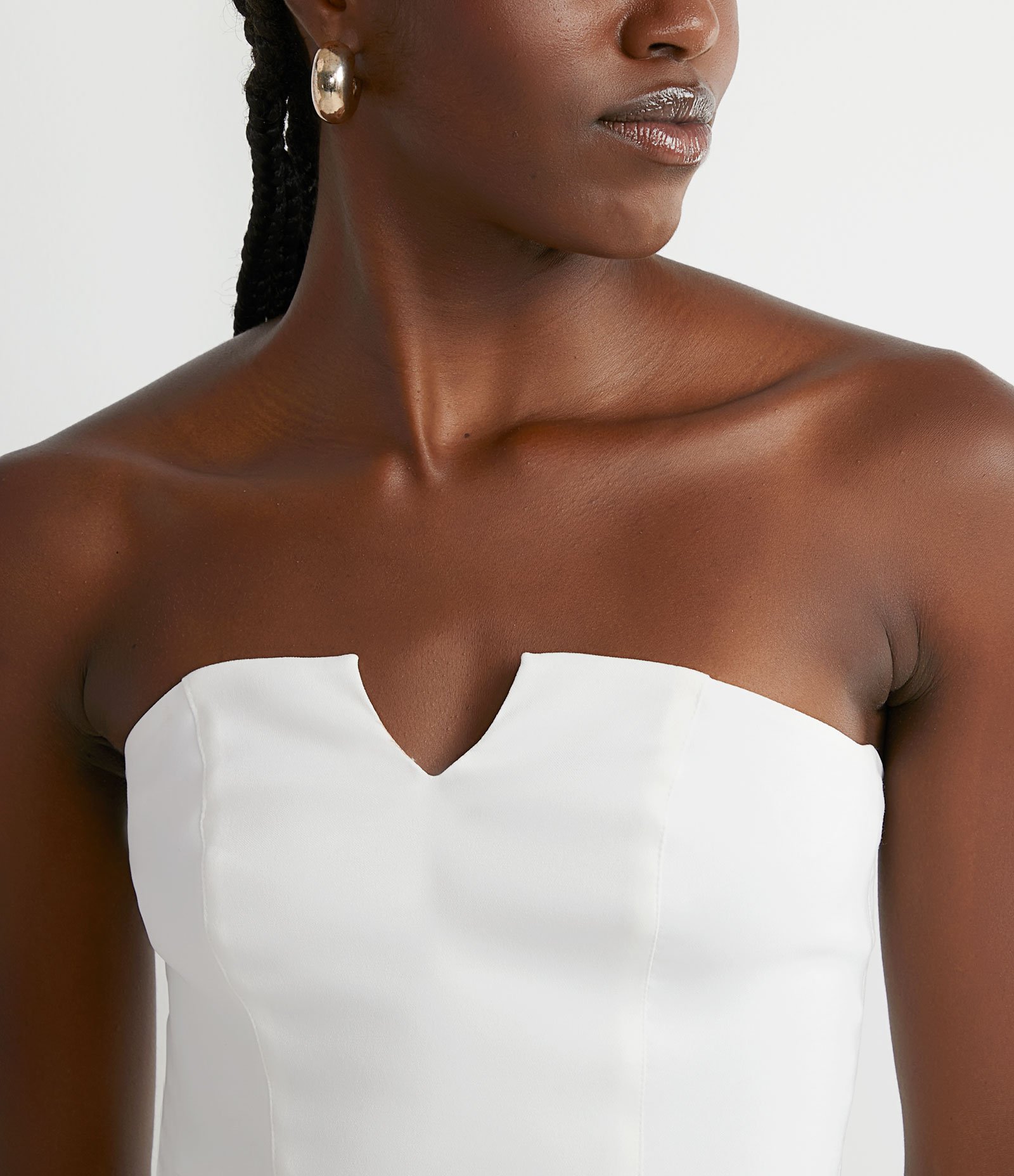 Blusa Cropped Corset em Bengaline com Abertura em V no Decote Branco 3