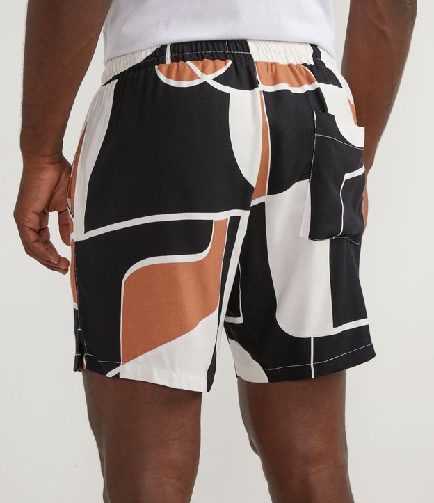 Bermuda en Viscosa con Estampado Geométrica Multicolores 3