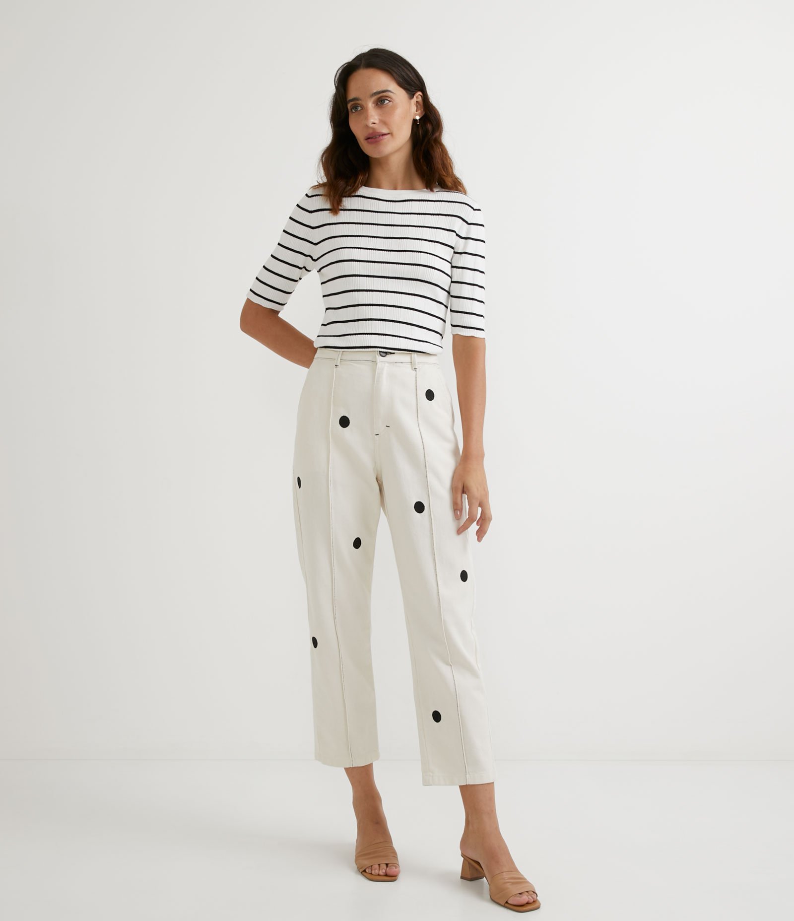 Blusa em Tricô com Manga Curta Listrada Branco 4