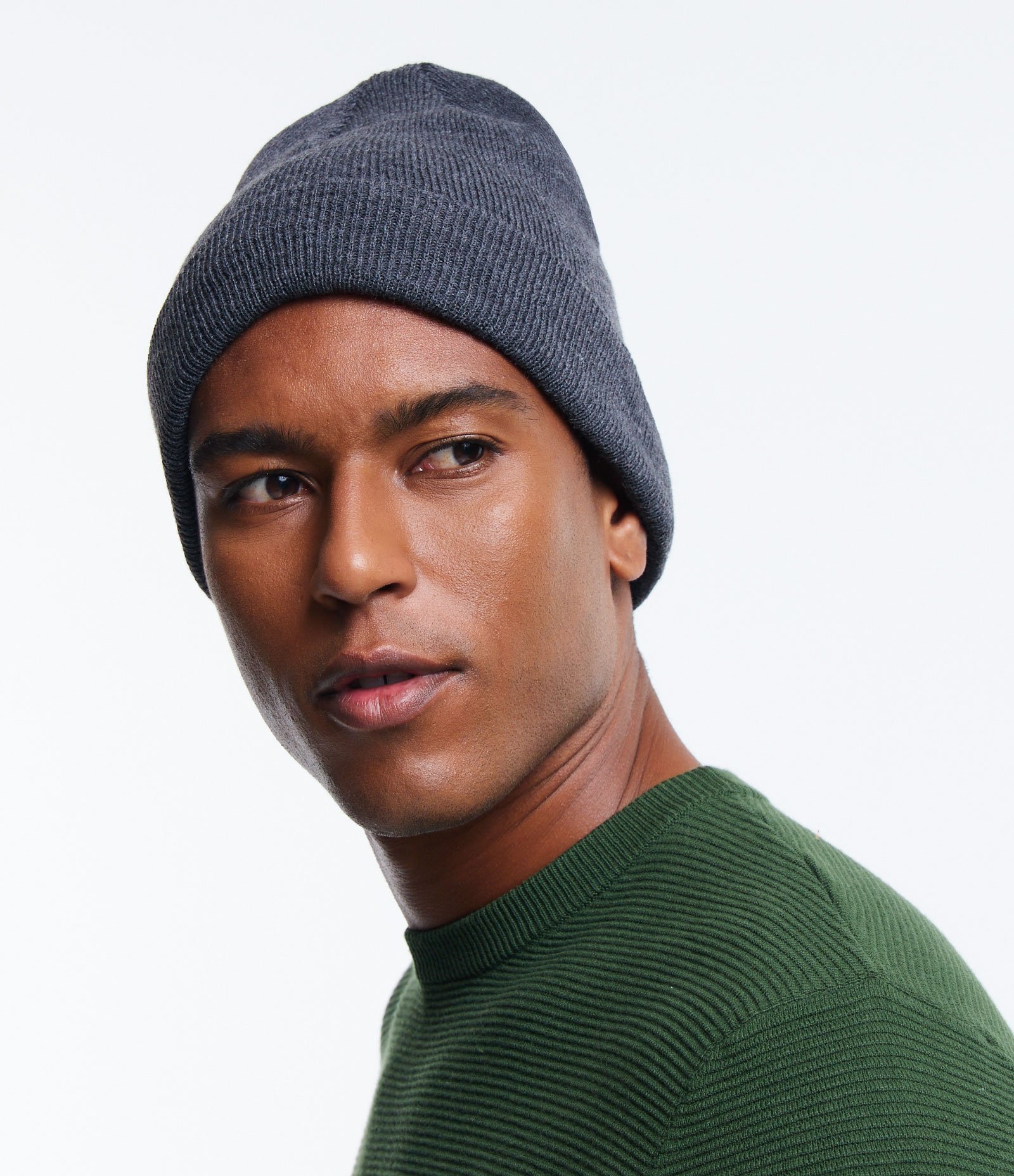 Touca Básica com Dobra Cinza 1