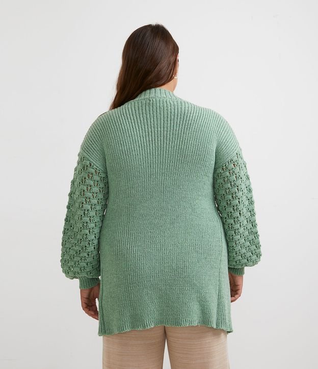 Cardigan Alongado em Tricô Detalhe nas Mangas Curve Plus Size Verde