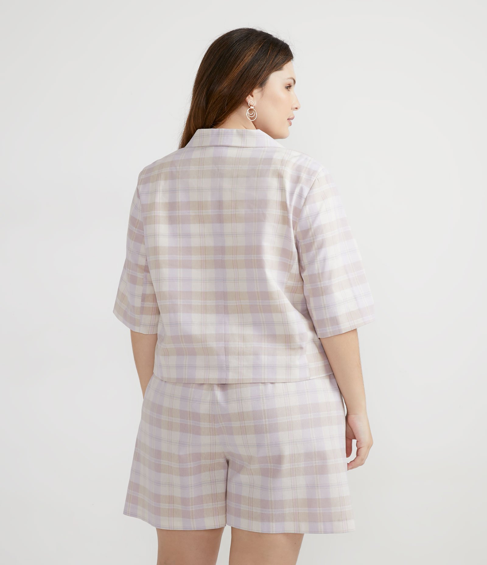 Blazer Cropped em Linho com Estampa Xadrez Curve & Plus Size Rosa 2