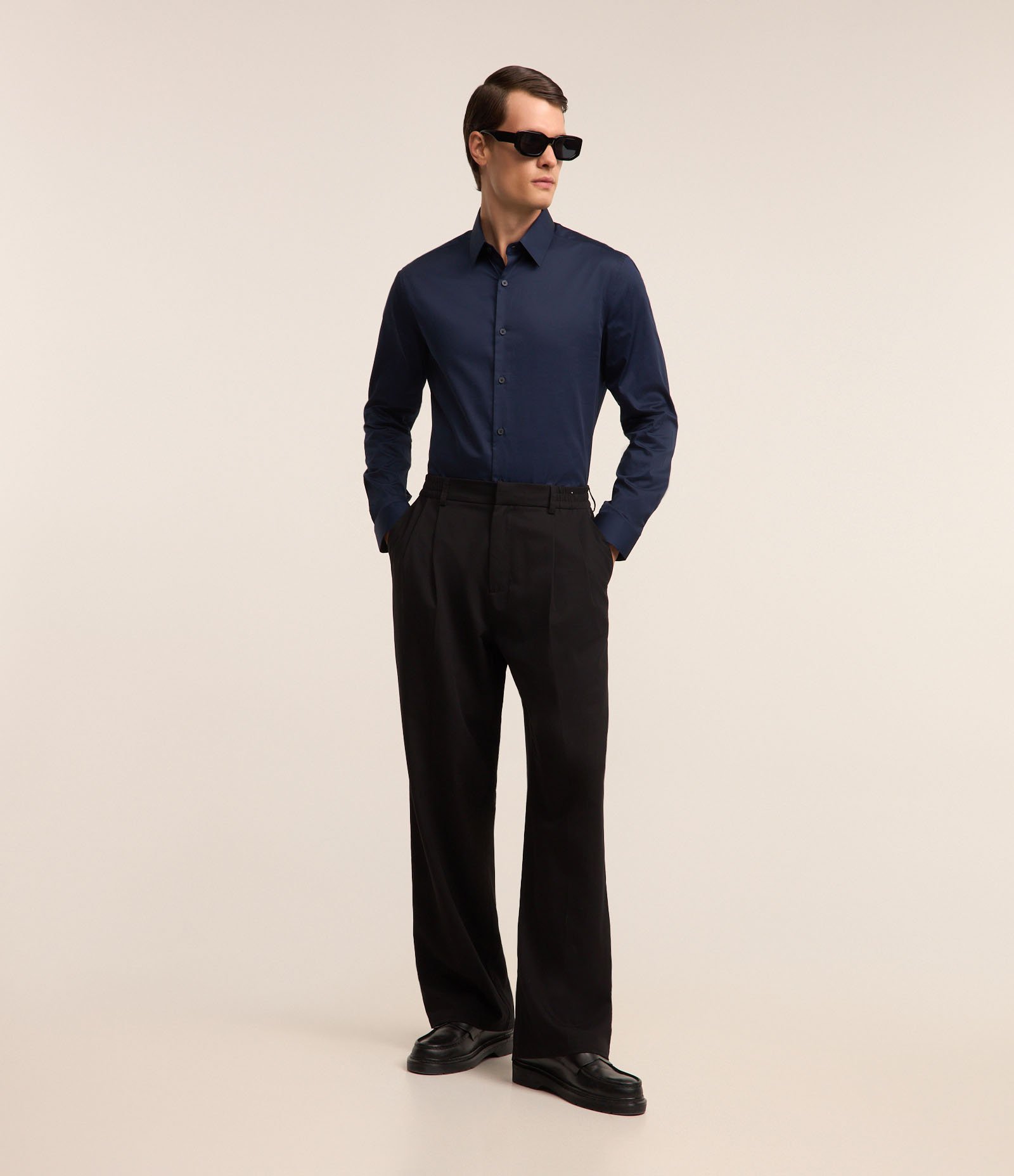 Camisa em Tricoline com Manga Longa Azul Marinho 3