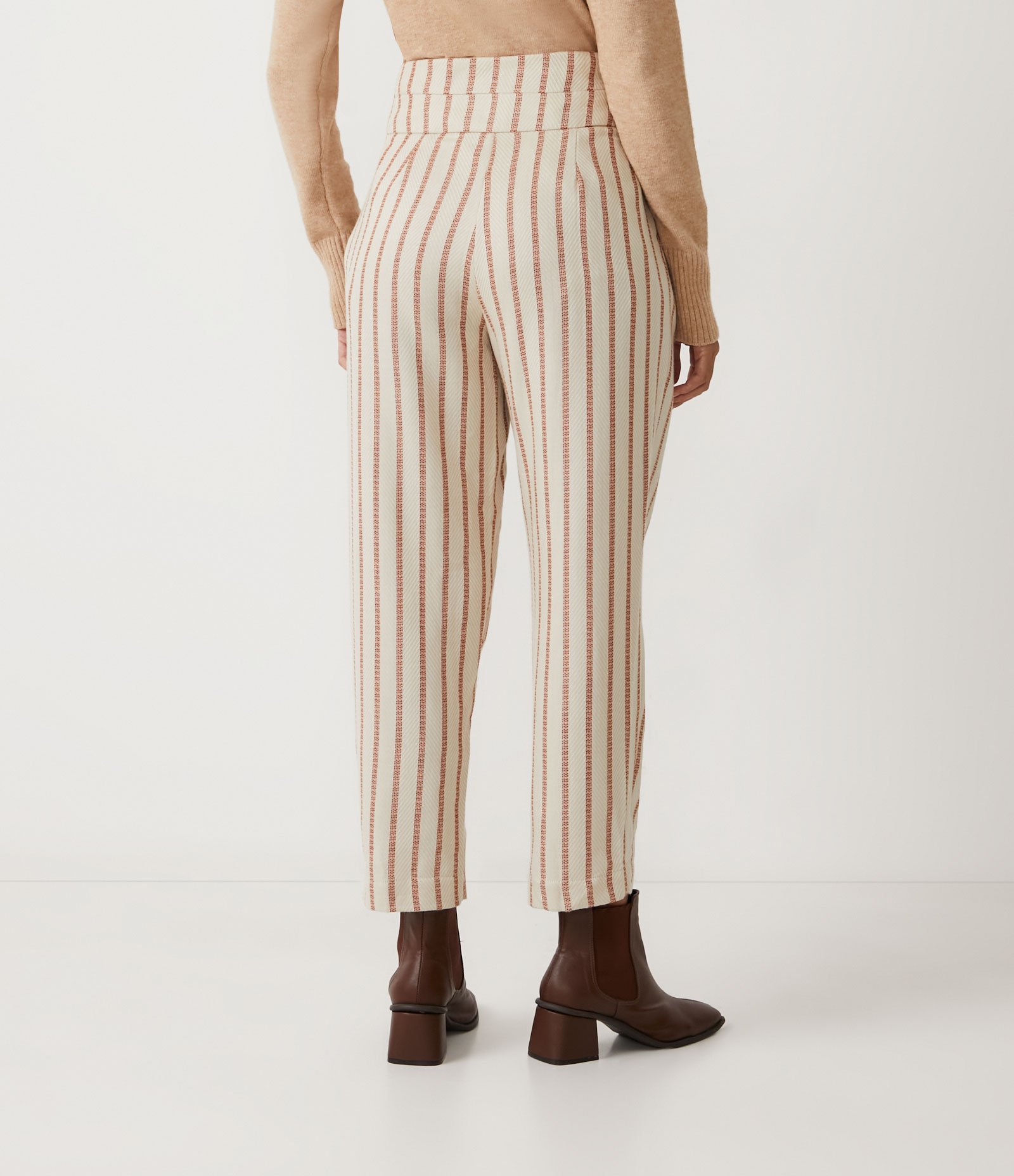 Calça Cenoura com Estampa Listrada Multicores 5