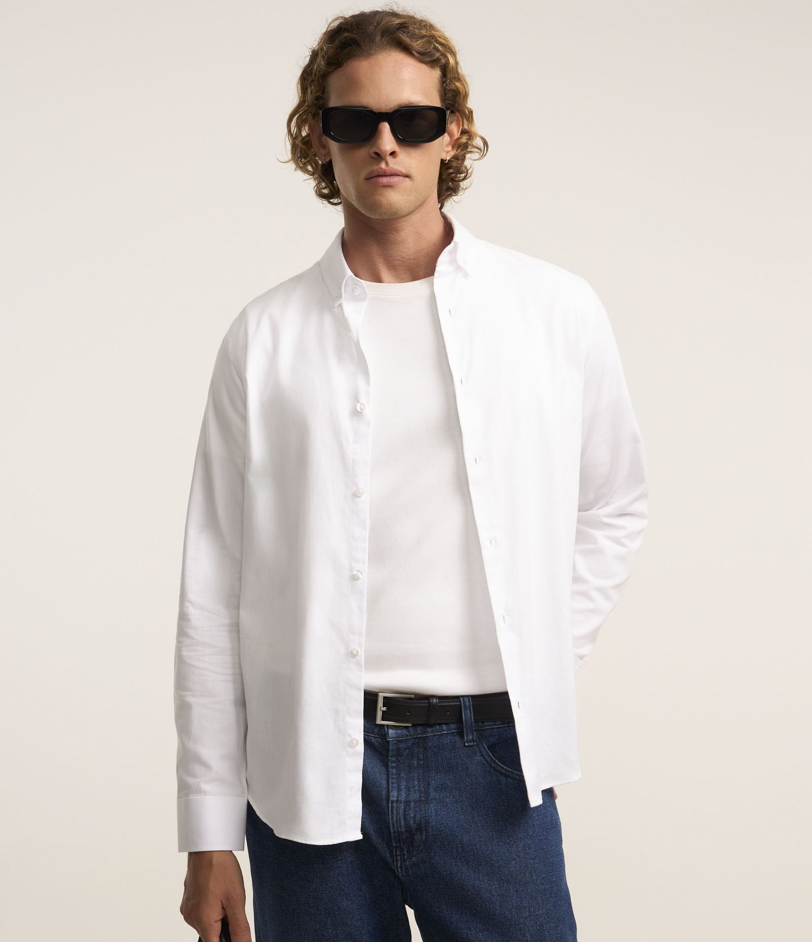 Camisa Regular Básica em Oxford Branco 1