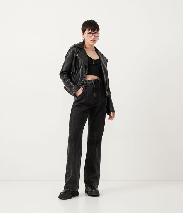 Blusa Cropped en Ribana con Manga Corta y Escote U con Vazado Negro 6