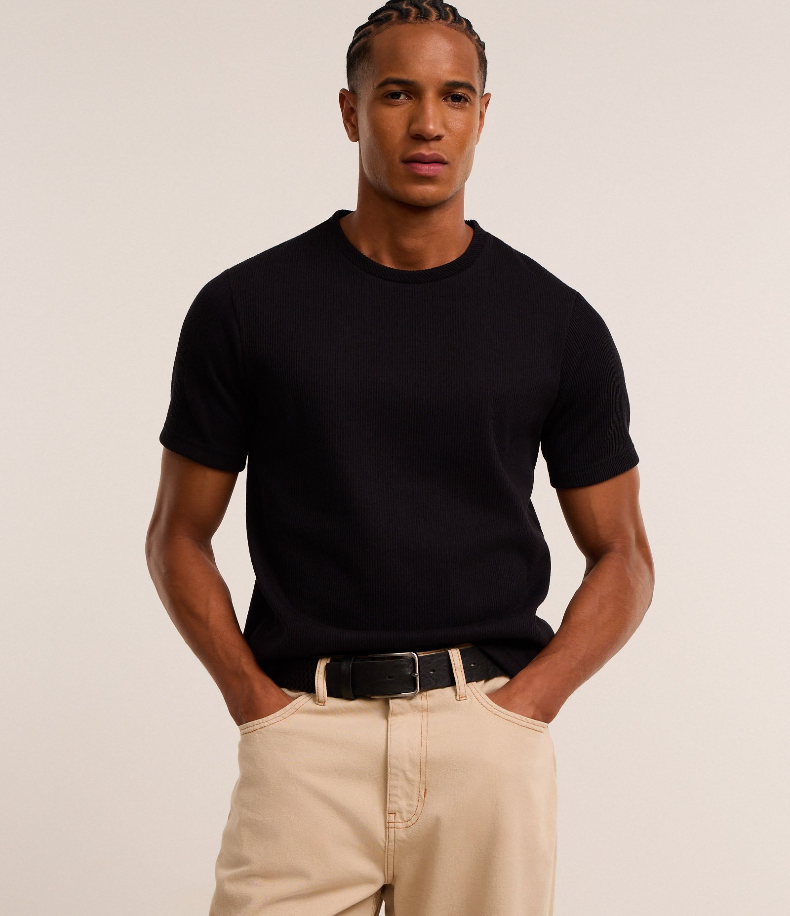 Cinto Elástico com Efeito Chevron e Fivela Quadrada Preto 3