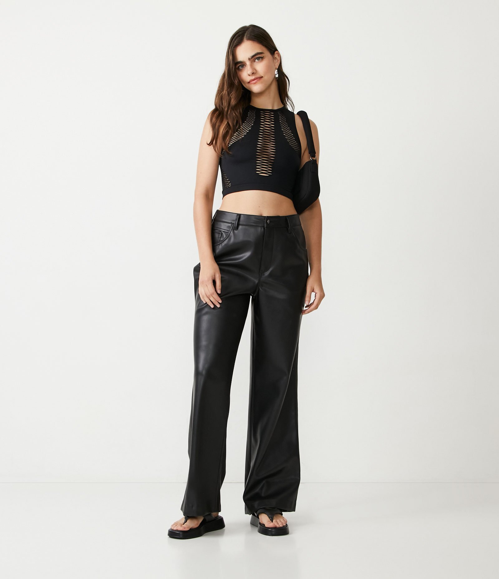 Blusa Regata em Poliamida com Detalhe no Busto Preto 2