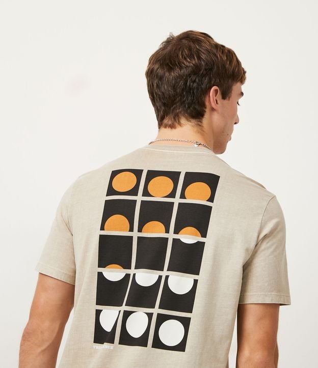 Remera Manga Corta en Algodón con Estampado de Cuadros Sol y Luna Beige 6