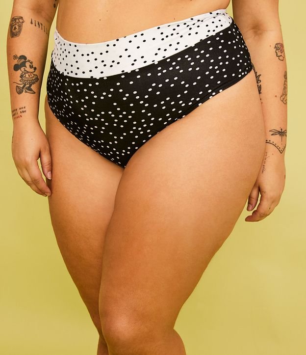 Biquíni Calcinha Hot Pants Estampa Poá Curve Plus Size Preto