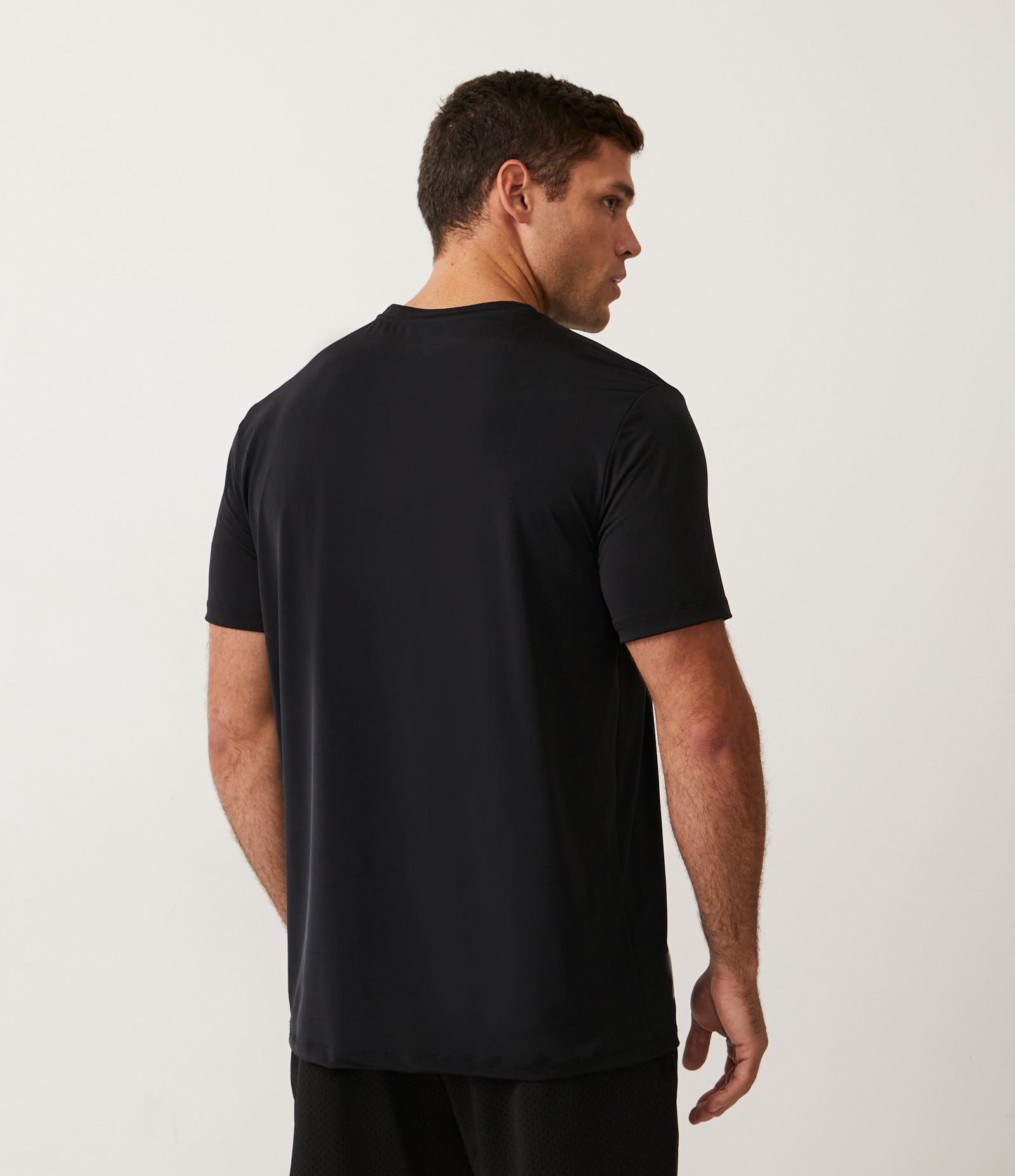 Camiseta Esportiva com Estampa em Lettering Preto 3