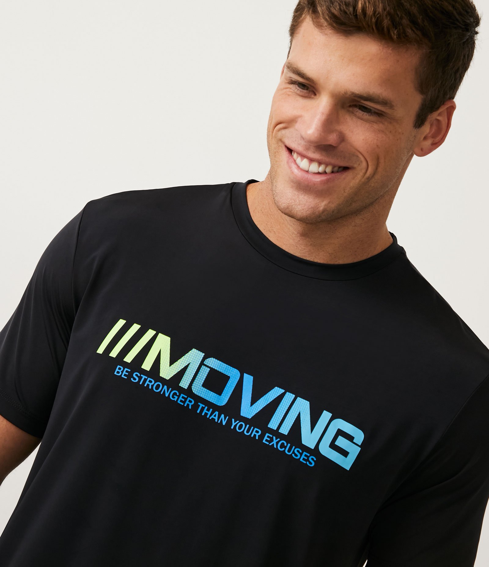 Camiseta Esportiva com Estampa em Lettering Preto 4