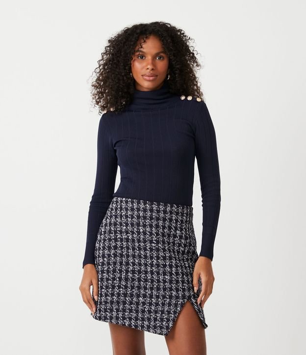 Blusa en Punto con Cuello Alto y Botón en el Hombro Azul 2