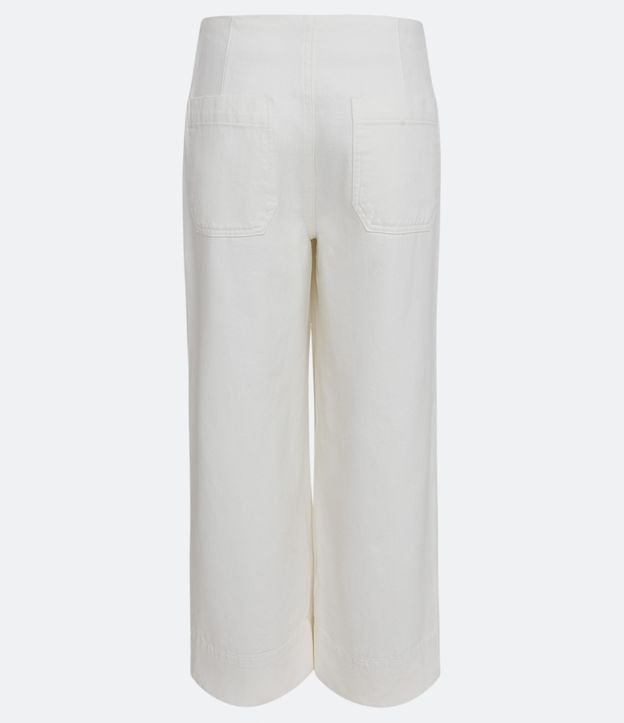 Pantalón Pantacourt en Sarga con Botón Diferenciado Blanco 7